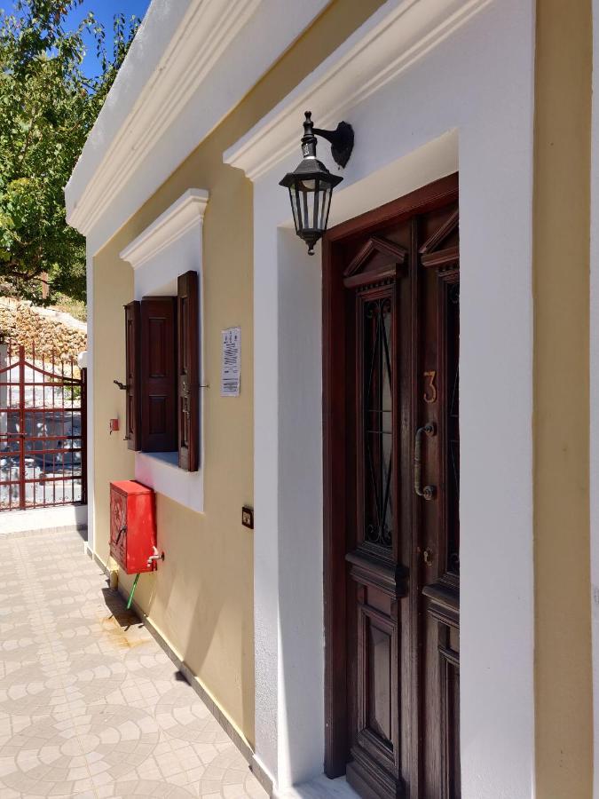 Nikos And Eva Studios Сими Экстерьер фото