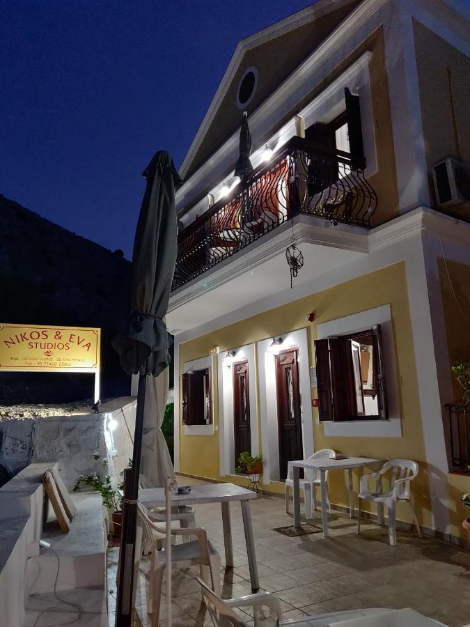 Nikos And Eva Studios Сими Экстерьер фото
